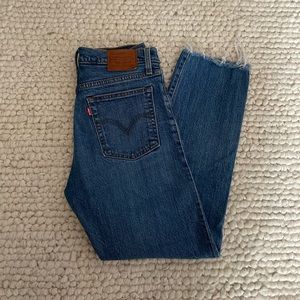 LEVI’S - Wedgie Straight Fit Jeans Size 25
